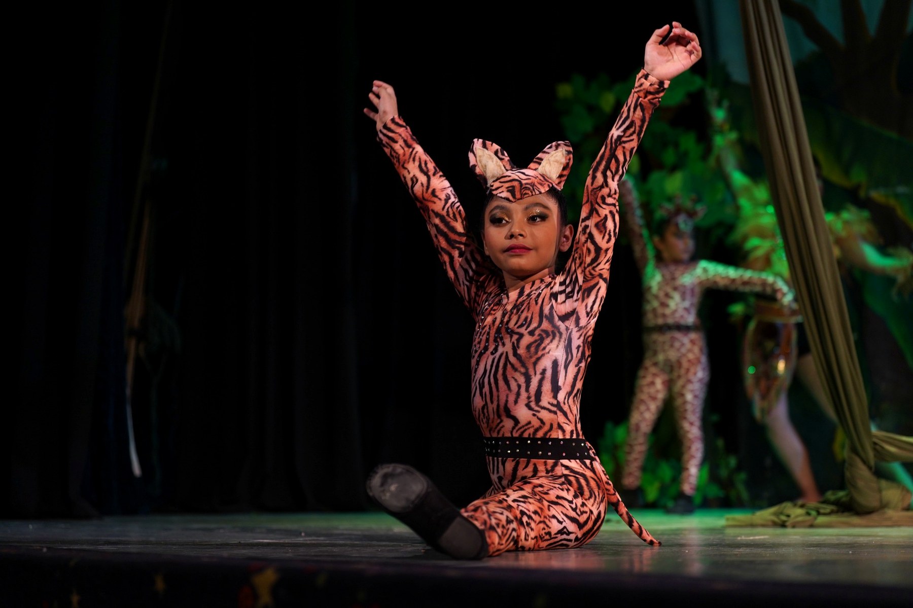 Alumna de Jazz con vestuario de tigre